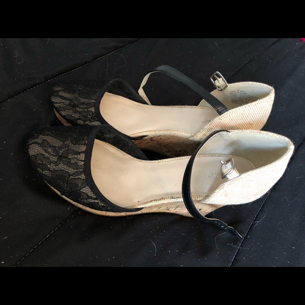 Apt. 9 Wedges